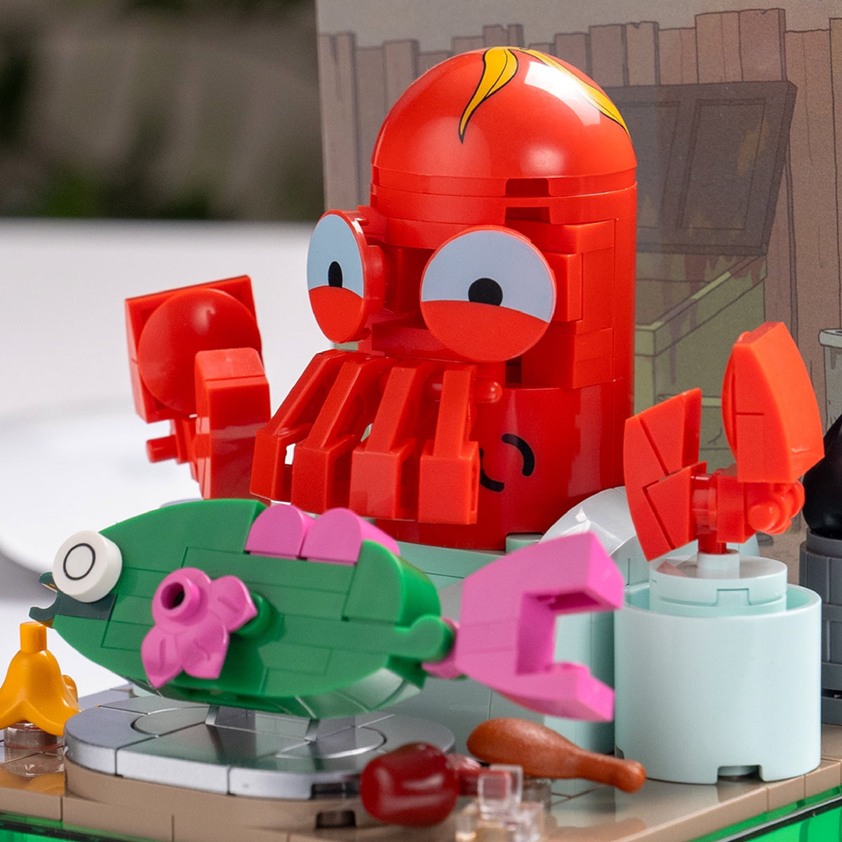 Brickcraft Futurama Dr. Zoidberg Box! Collectible Building Kit (180-Piece Set), Futurama Display Cube, TV Collectible Gift for Fans Ages 8+